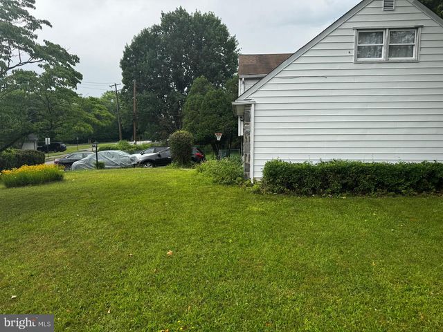 151 BROWNLIE RD, King Of Prussia, PA 19406