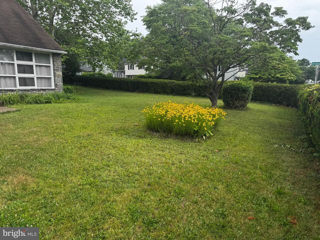 151 BROWNLIE RD, King Of Prussia, PA 19406