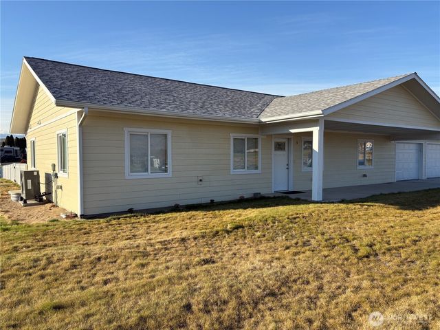 5 Red Apple Drive, Omak, WA 98841