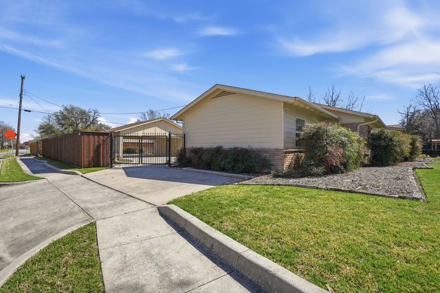 3720 Granada Drive, Richland Hills, TX 76118