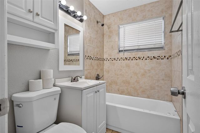 3615 W ROGERS AVENUE, Tampa, FL 33611