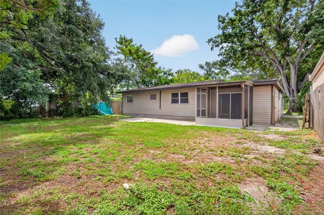 3615 W ROGERS AVENUE, Tampa, FL 33611