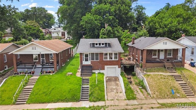 7022 Edison Avenue, St Louis, MO 63121