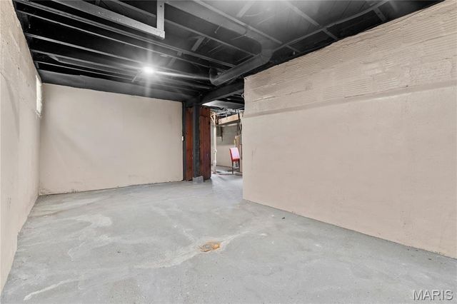 7022 Edison Avenue, St Louis, MO 63121