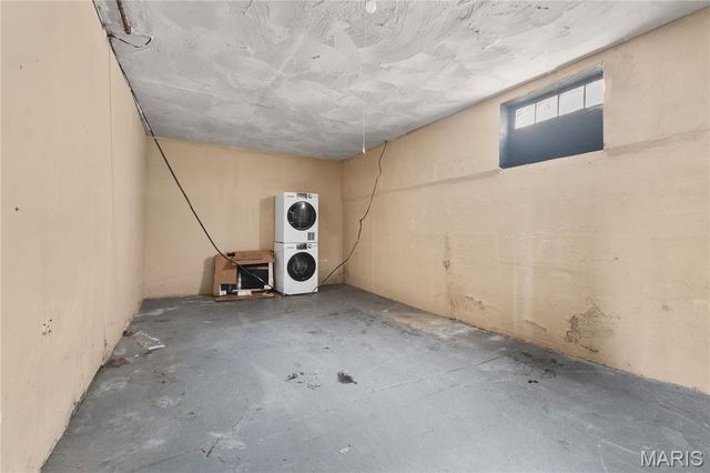 7022 Edison Avenue, St Louis, MO 63121