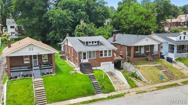 7022 Edison Avenue, St Louis, MO 63121