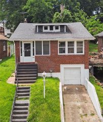 7022 Edison Avenue, St Louis, MO 63121