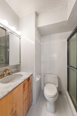 8901 Shore Rd Apt 3A, New York City, NY 11209