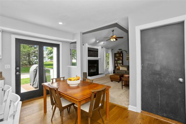 7422 Plum Drive, Urbandale, IA 50322