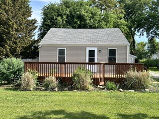 215 McKinley Avenue, Des Moines, IA 50315