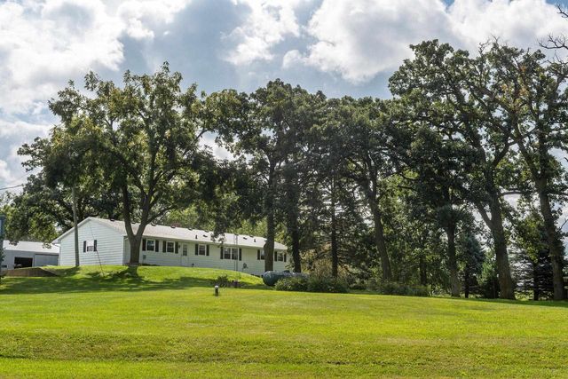 2542 County Road P, Verona, WI 53593
