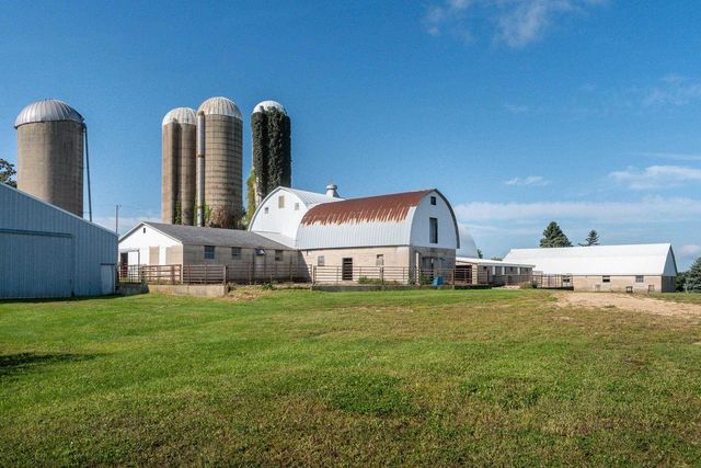 2542 County Road P, Verona, WI 53593