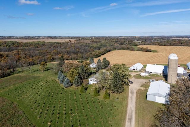 2542 County Road P, Verona, WI 53593