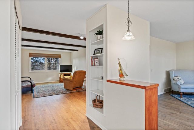 2542 County Road P, Verona, WI 53593