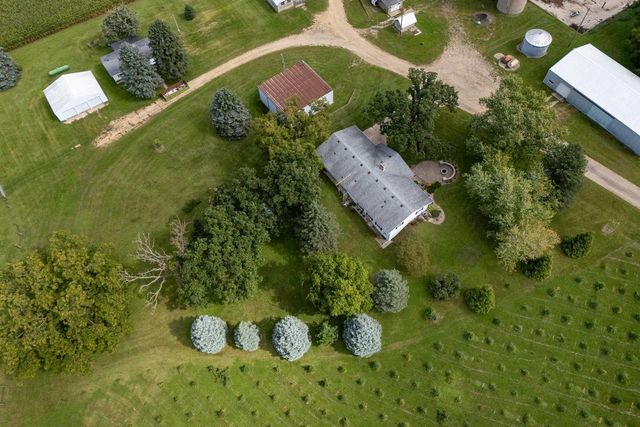 2542 County Road P, Verona, WI 53593