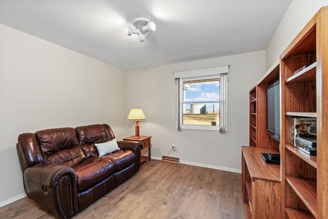 2542 County Road P, Verona, WI 53593