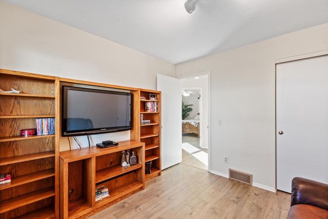 2542 County Road P, Verona, WI 53593