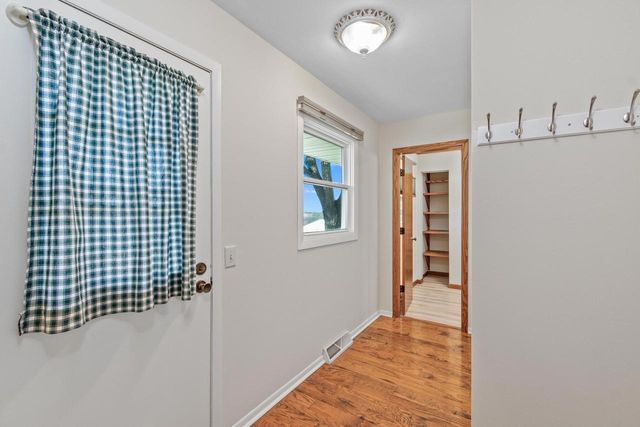 2542 County Road P, Verona, WI 53593