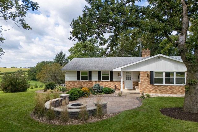 2542 County Road P, Verona, WI 53593