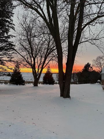 2542 County Road P, Verona, WI 53593