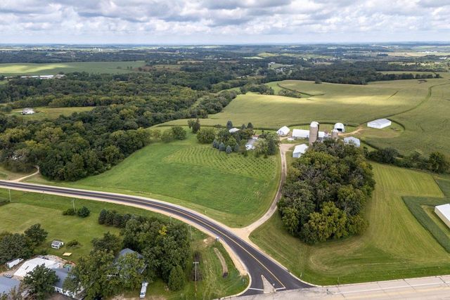 2542 County Road P, Verona, WI 53593