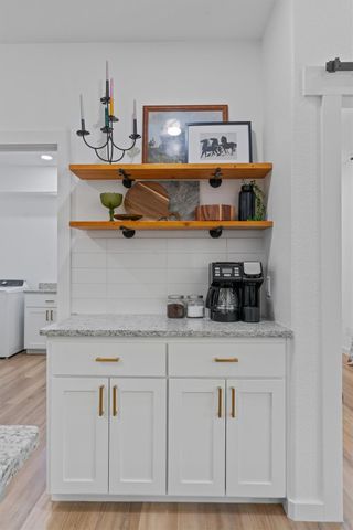 118 Waimanalo LN, Bastrop, TX 78602