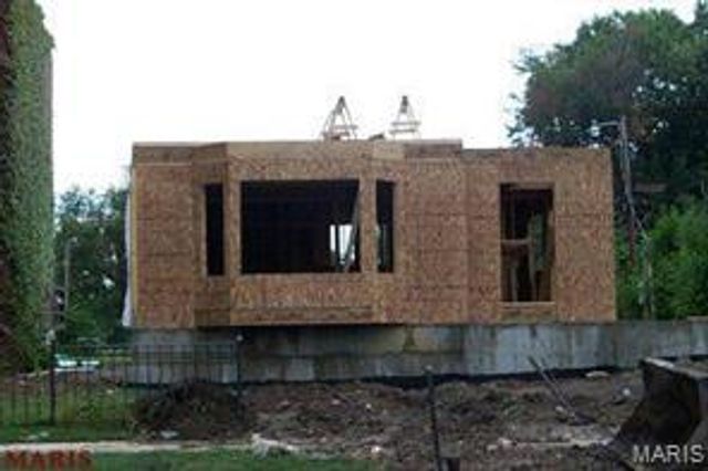 3934 Page Boulevard, St Louis, MO 63113