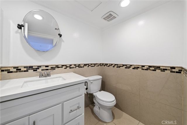 21725 Lake Vista, Lake Forest, CA 92630