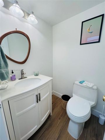 1980 S Ocean Dr 9M, Hallandale Beach, FL 33009