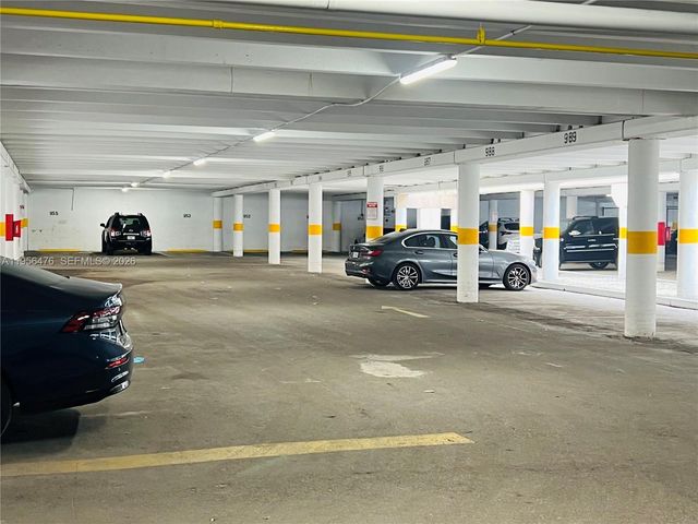 1980 S Ocean Dr 9M, Hallandale Beach, FL 33009