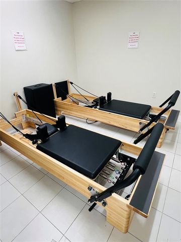 1980 S Ocean Dr 9M, Hallandale Beach, FL 33009