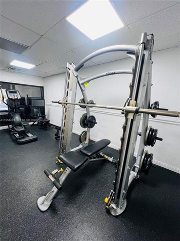 1980 S Ocean Dr 9M, Hallandale Beach, FL 33009