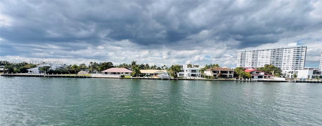 1980 S Ocean Dr 9M, Hallandale Beach, FL 33009