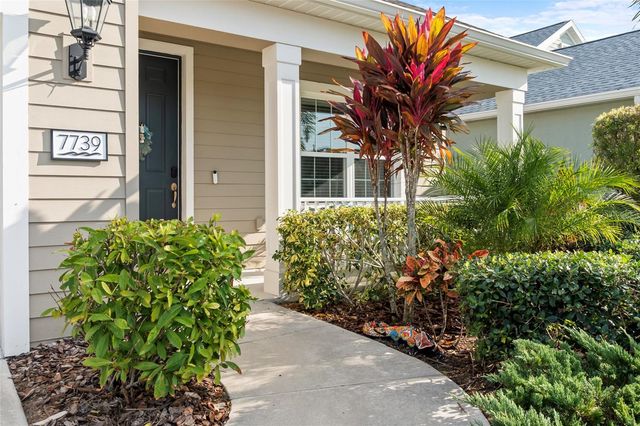 7739 RIDGELAKE CIRCLE, Bradenton, FL 34203