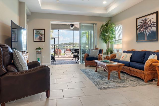 7739 RIDGELAKE CIRCLE, Bradenton, FL 34203