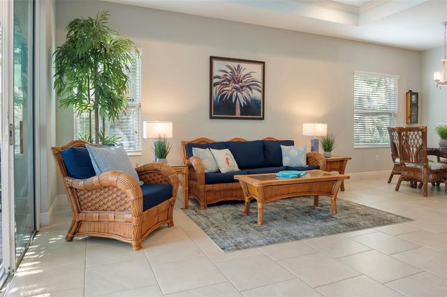 7739 RIDGELAKE CIRCLE, Bradenton, FL 34203