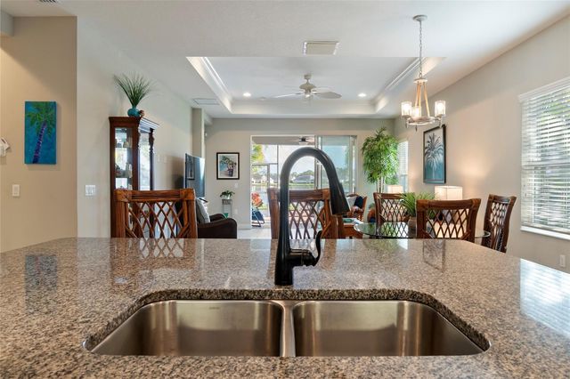 7739 RIDGELAKE CIRCLE, Bradenton, FL 34203