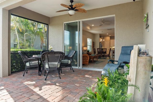 7739 RIDGELAKE CIRCLE, Bradenton, FL 34203