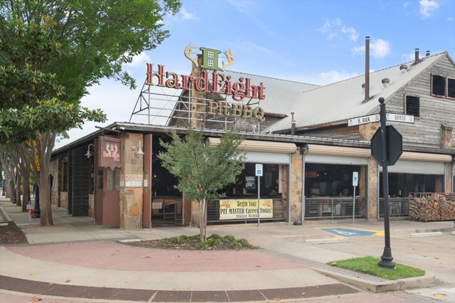 204 N Pine Street, Roanoke, TX 76262