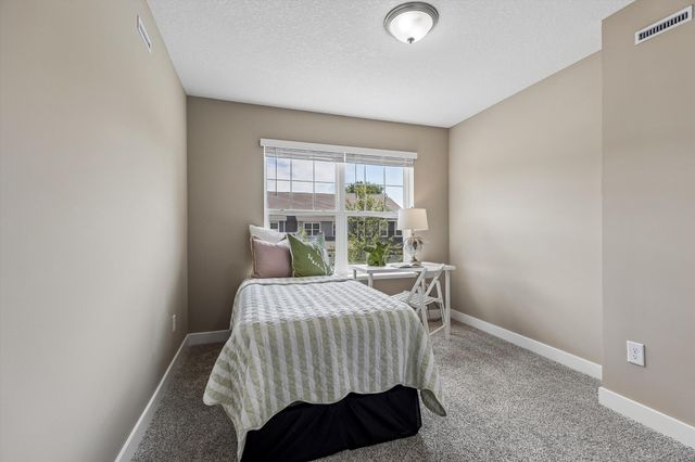 16451 Jaffna Place, Lakeville, MN 55044