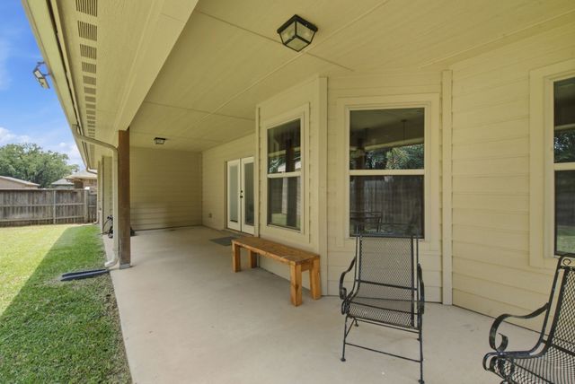 2013 Lindentree Drive, Weatherford, TX 76086