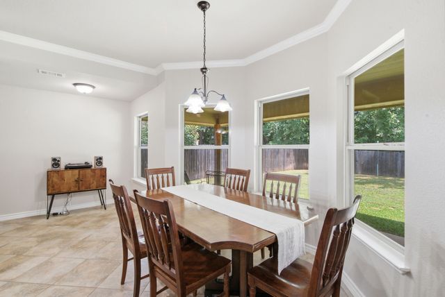 2013 Lindentree Drive, Weatherford, TX 76086