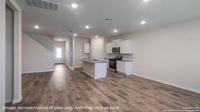 20623 Streamlet End, San Antonio, TX 78266