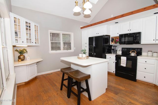 36 May Apple Way, Malta, NY 12020