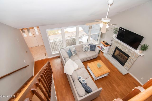 36 May Apple Way, Malta, NY 12020