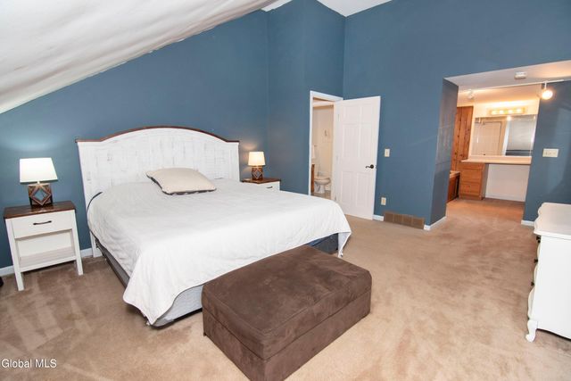 36 May Apple Way, Malta, NY 12020