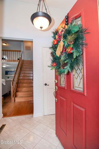 36 May Apple Way, Malta, NY 12020