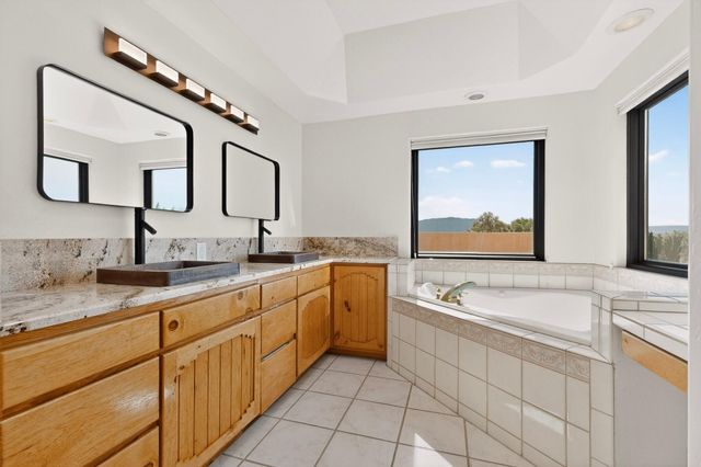 4508 Tres Vistas Road NW, Albuquerque, NM 87120