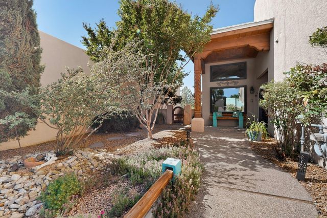 4508 Tres Vistas Road NW, Albuquerque, NM 87120
