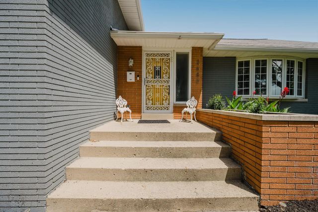 2680 Mitzi Drive, Columbus, OH 43209